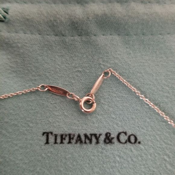 💙Tiffany & Co. Silver Necklace with Diamond Pendant🤍 - Picture 5 of 6